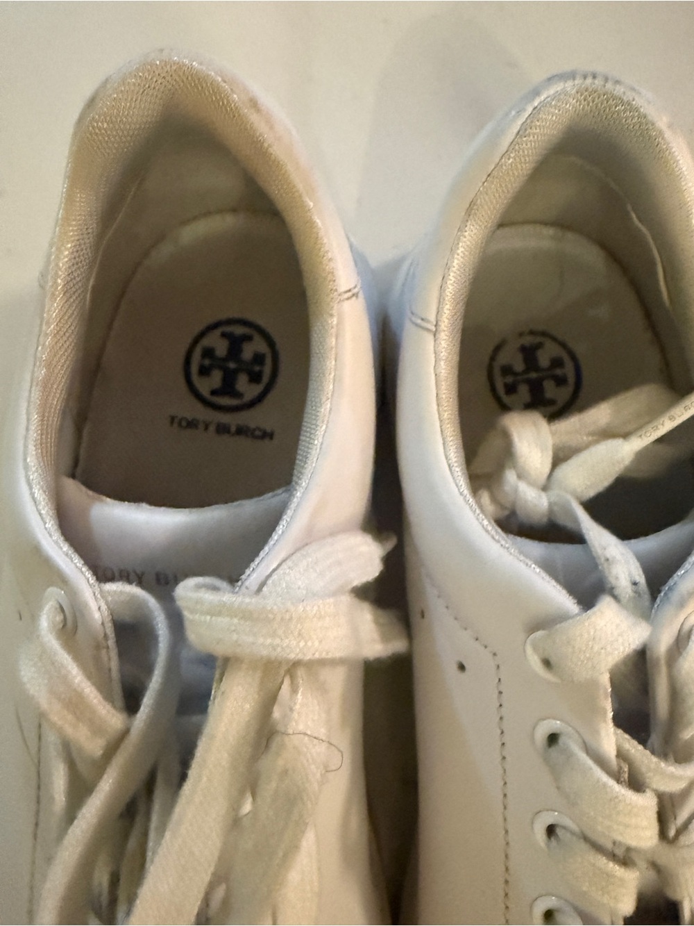 Tory Burch Cream White Leather Low-Top Sneakers - Picture 2 of 5